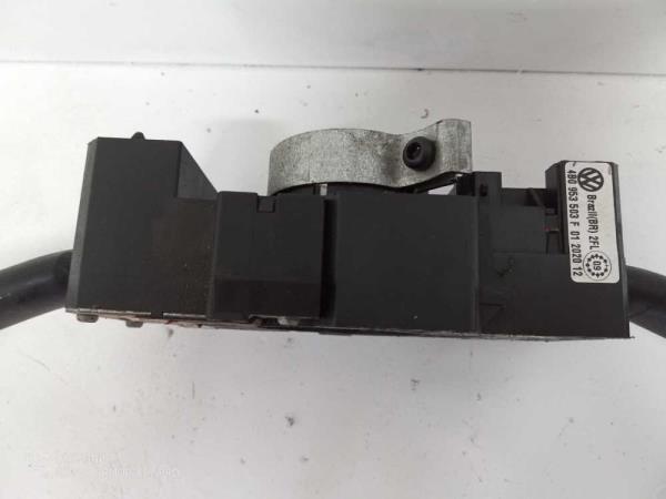 COMMODO VW GOLF 4 / BORA - Vue 2